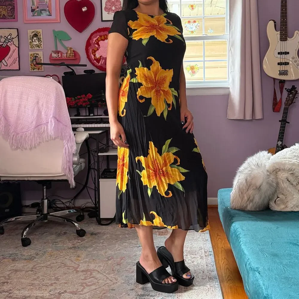 Vintage 90s black daffodil print maxi dress
